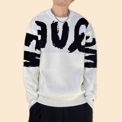 Ein dicker Pullover für Männer, perfekt für Wintermode und Komfort.