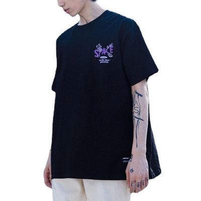 Kurzärmeliges Unisex-T-Shirt für Männer Baumwoll-Cartoon-Briefdruck mit Atemstoff