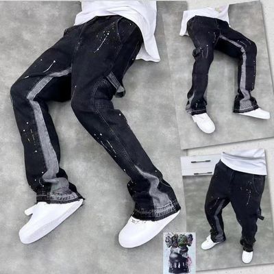 High Street Straight Jeans für Männer mit gedrucktem Design und leichter Aufblendung in dunkler Wäsche