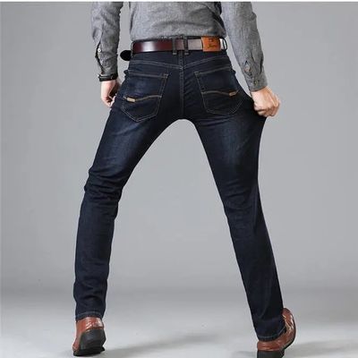 Mittlere Leichtgewicht Taille Typ Männer Sommer dünne gerade Loose Jeans