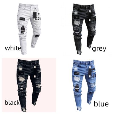 Kleine Jeans für Männer mit Dekorationstaschen