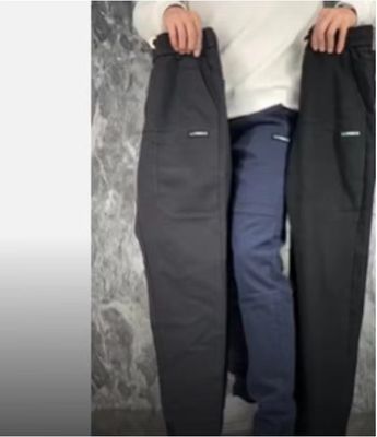 Flat Front Style Männer Cargo Hosen InStock mit benutzerdefinierten Knöpfen Locker Fitness Jogger
