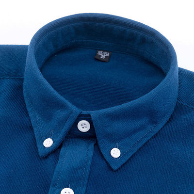 Keine Nadeldetektion Gewebte Hemden für Männer M-5XL Langärmige einfache gefärbte Polos Corduroy