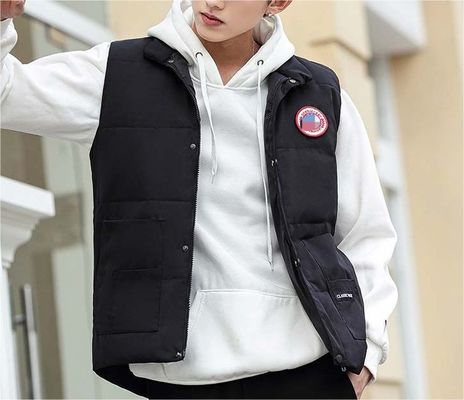 Aufgedruckte weiße Entenhülse Bodywarmer Regelmäßige Länge Outdoor-Taktische Weste für Männer