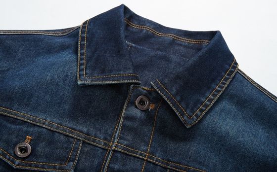 Gewässert für Männer Denimjacke für Straßenbekleidung Einbrust-Platte Design