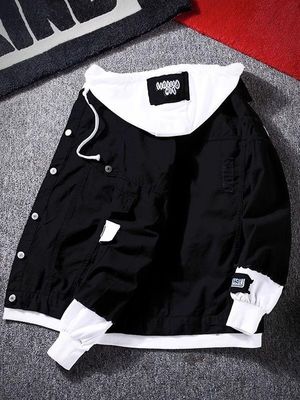 Herren-Denim-Zwei-Stücke-Street-Versity-Windbreaker-Outfits mit Chenille-Briefpatches