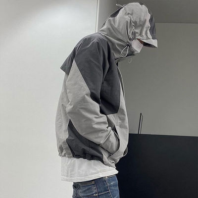 Patchwork Windbreaker-Mantel für Bergsteiger und Skifahrer